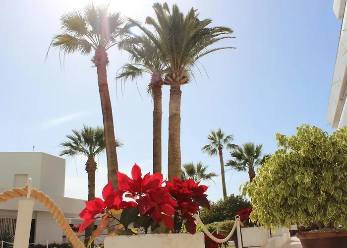 Club Mar - First Line With Sea View أذيخي