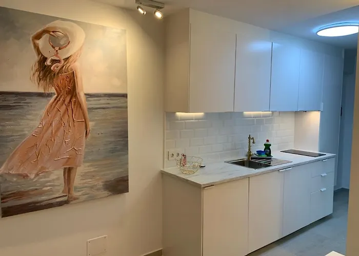 Club Mar - First Line With Sea View أذيخي