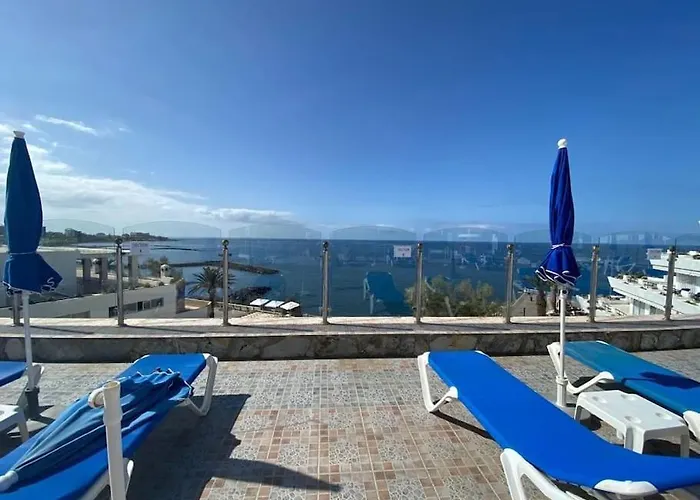 公寓 Club Mar - First Line With Sea View